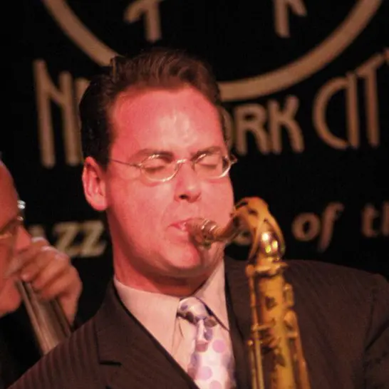 Saxophonist Mark Hynes in NYC - Consign saxophone with KB Sax